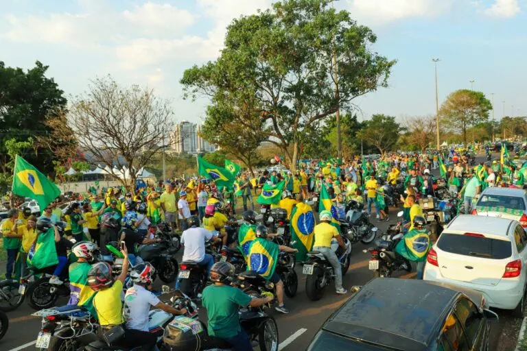 Capitão Contar na motociata