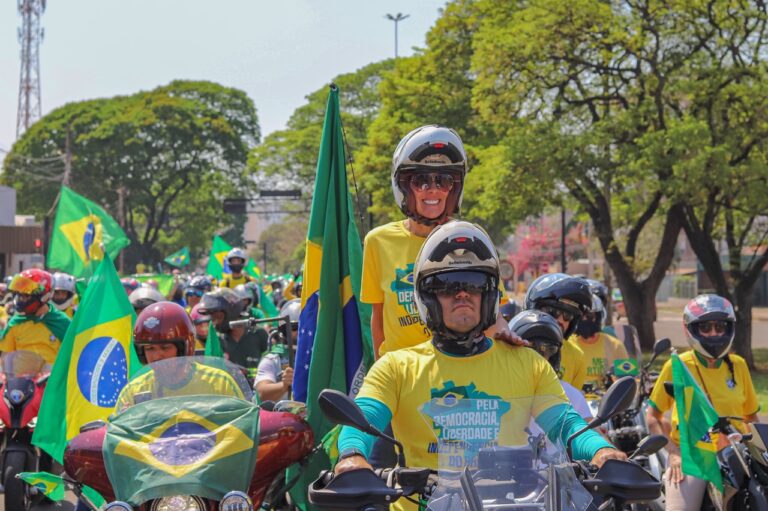 Iara Diniz, Capitão Contar