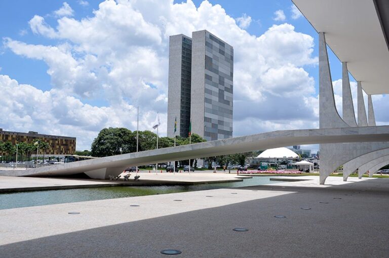 O Governo Federal deve enviar ao Congresso Nacional a proposta da Lei de Diretrizes Orçamentárias (LDO) para 2023 até esta sexta-feira (15)