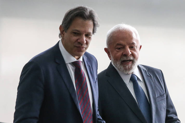 Arrecadação cresce, e Lula fala em aumentar gastos públicos